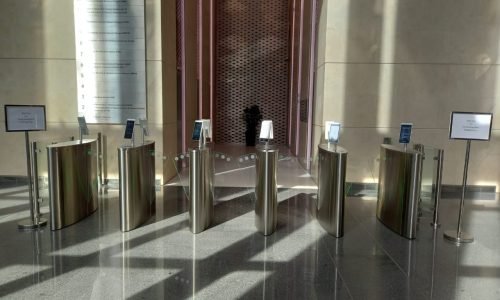 Flap barrier turnstile gate